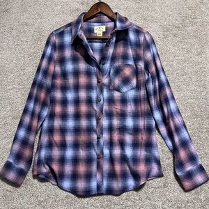 Blue Mountain Woman’s Blue Plaid Flannel Button Down Shirt Top Size Small